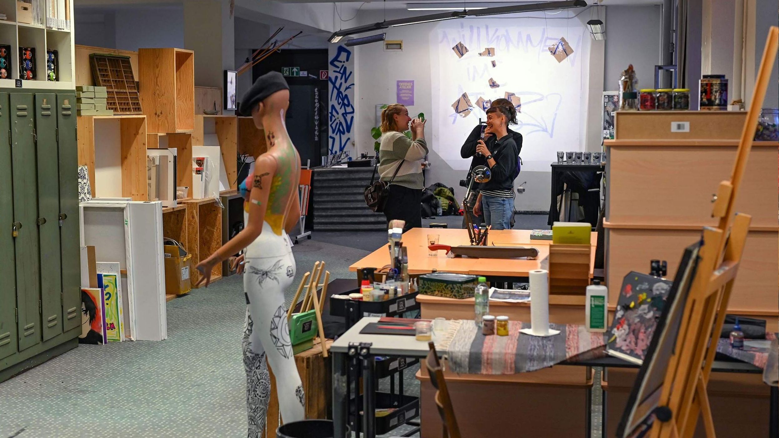 Tacheles-Atelier (Videogröße)